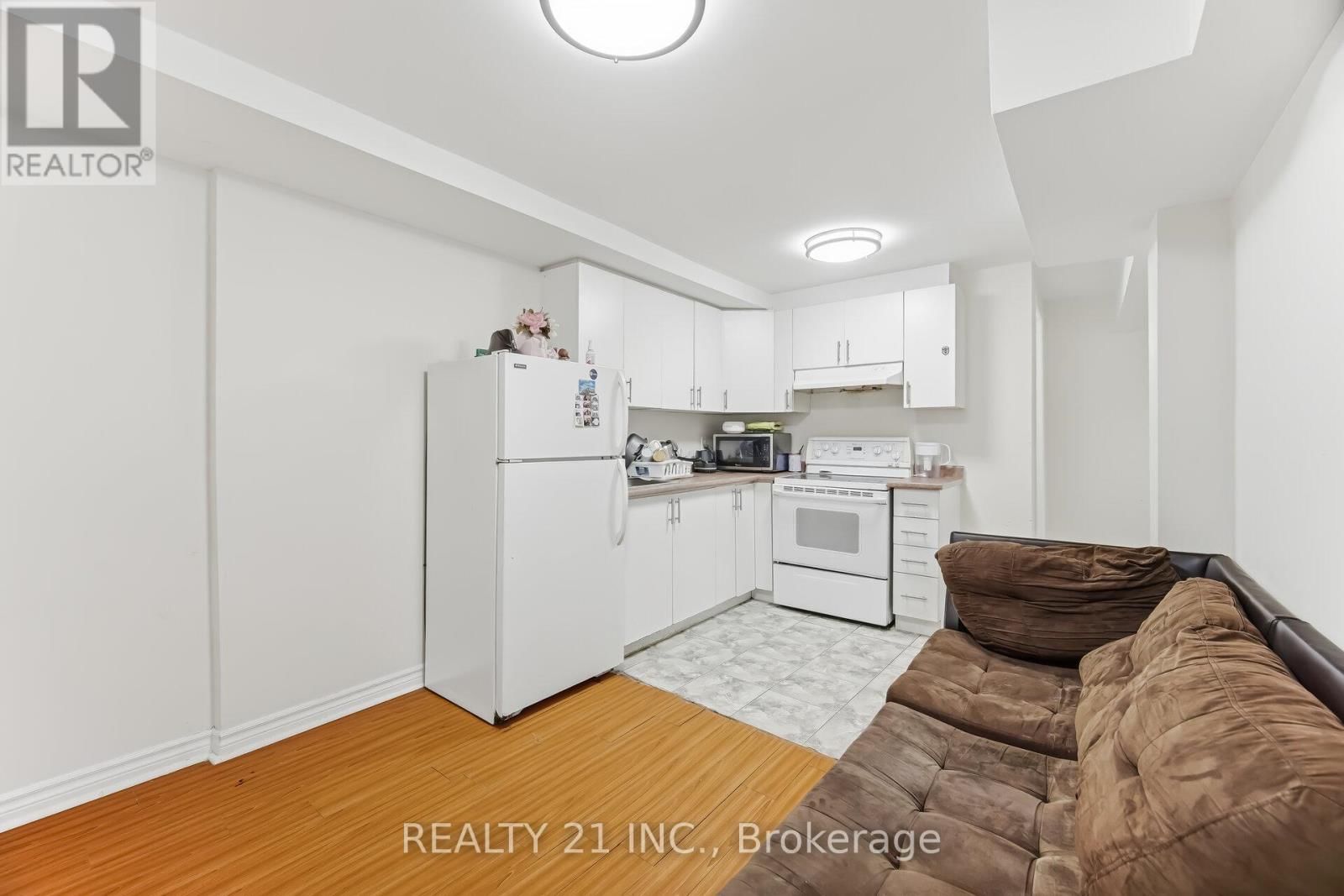 76 SWEET CLOVER CRESCENT Image 42