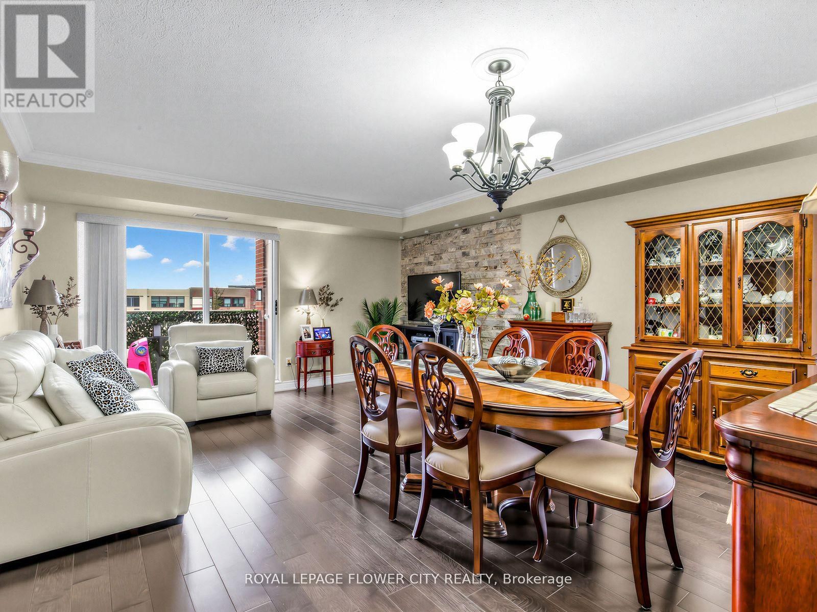 404 - 2088 LAWRENCE AVENUE WEST Image 9