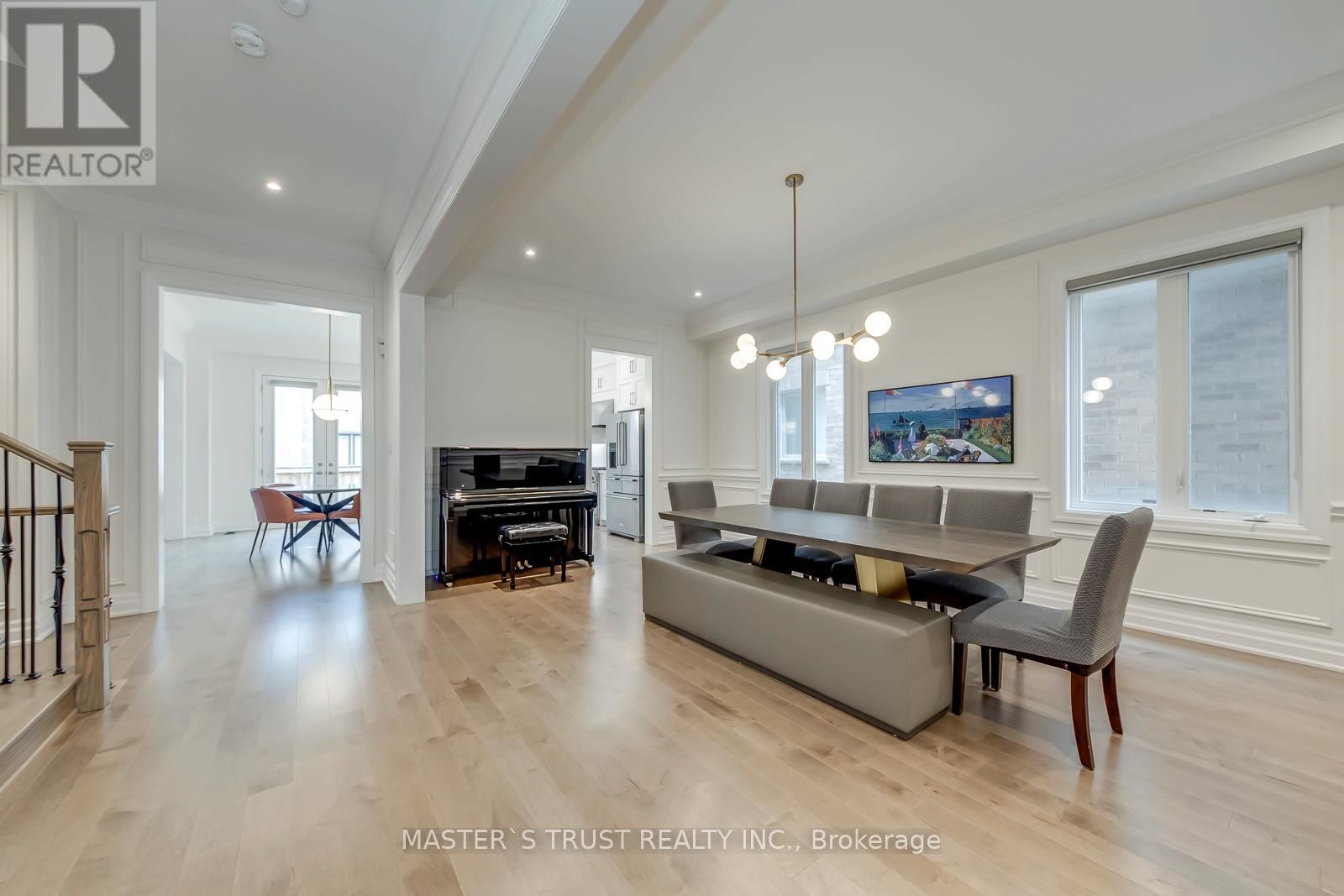 62 MERLIN STREET Image 10