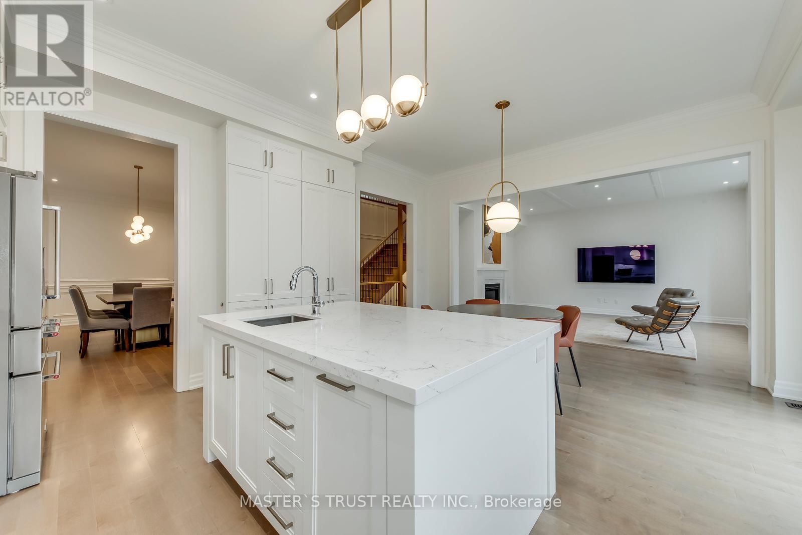 62 MERLIN STREET Image 20