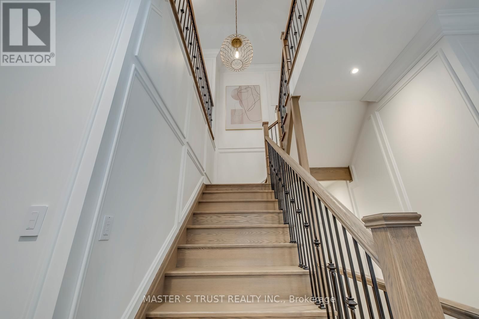 62 MERLIN STREET Image 27