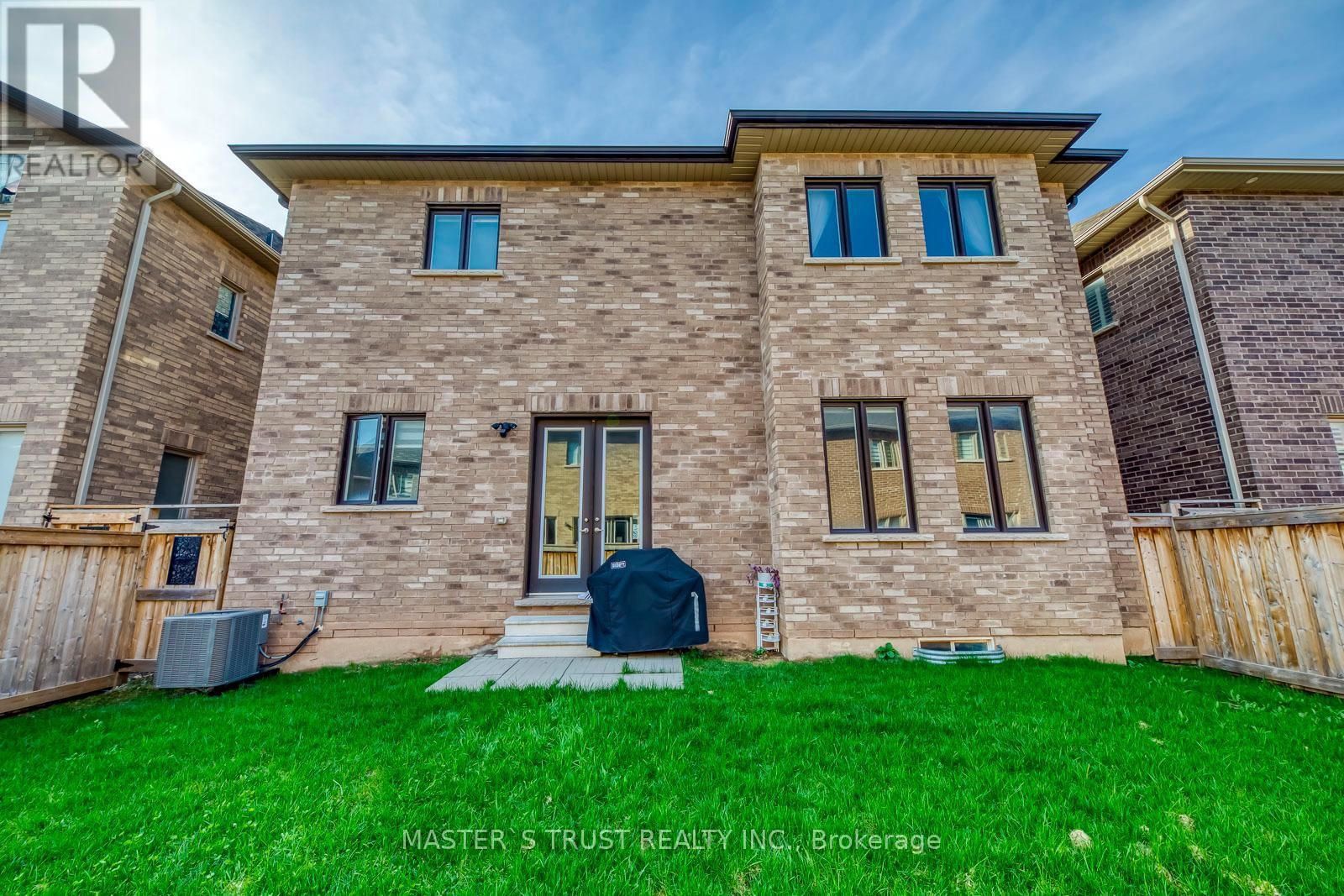 62 MERLIN STREET Image 50