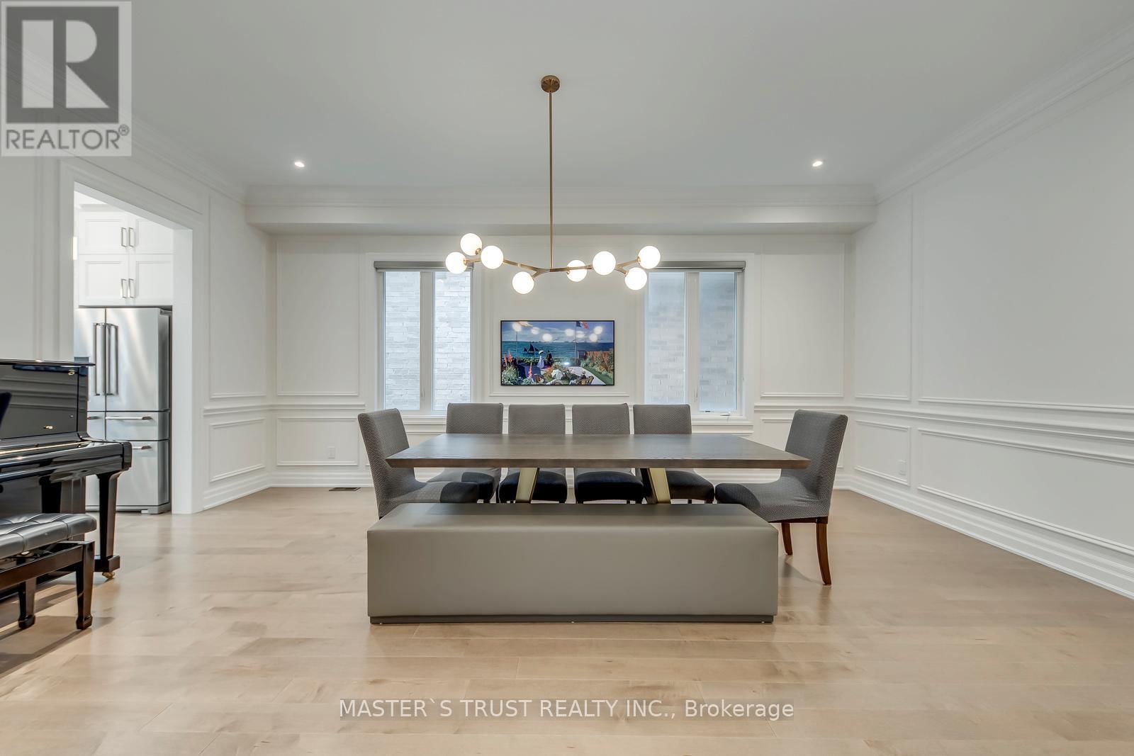 62 MERLIN STREET Image 9