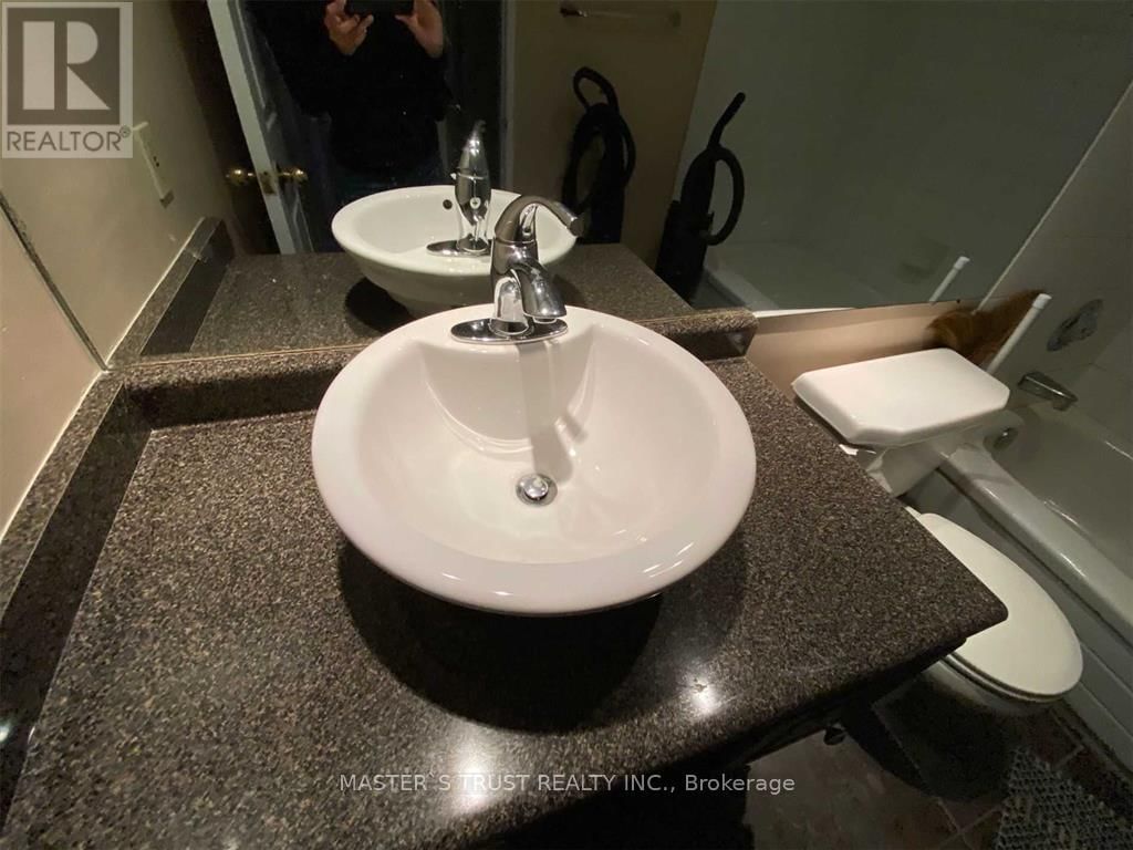 507 - 4460 TUCANA COURT Image 9