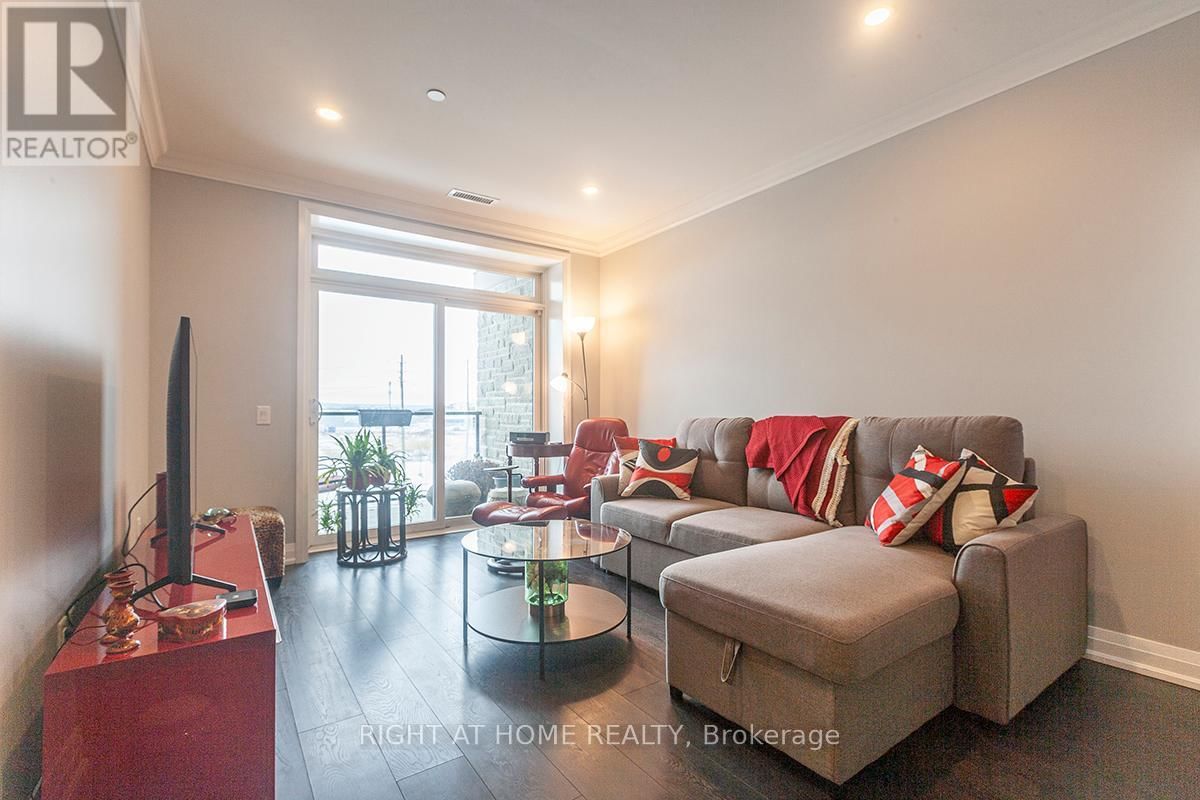 321 - 830 MEGSON TERRACE Image 15