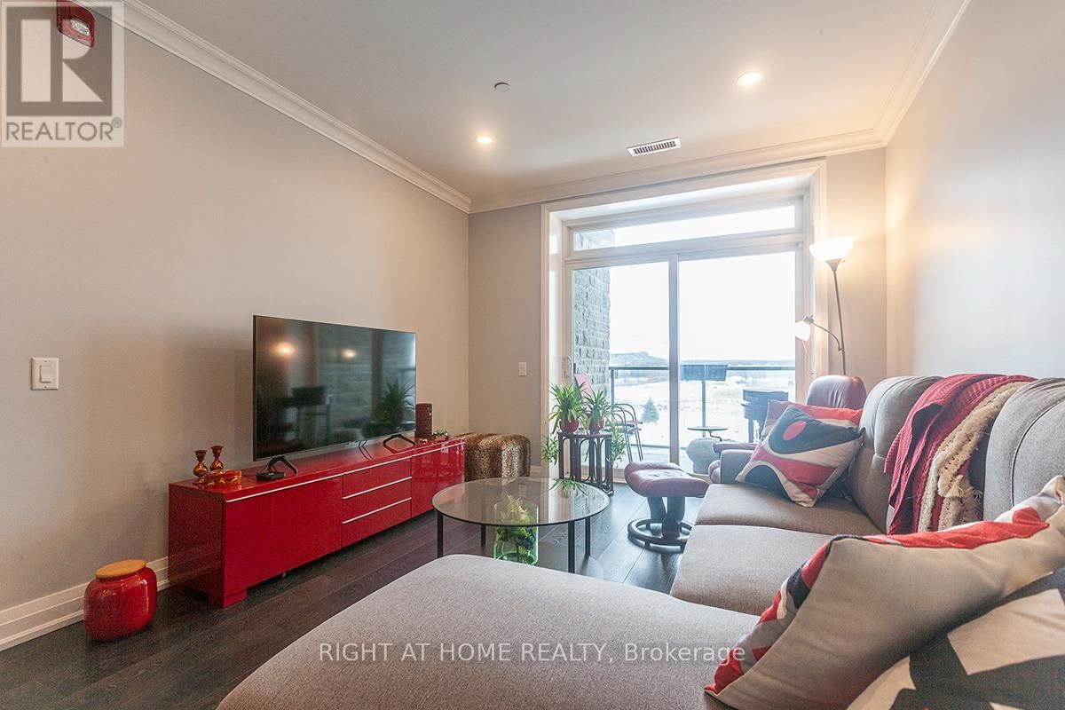 321 - 830 MEGSON TERRACE Image 16