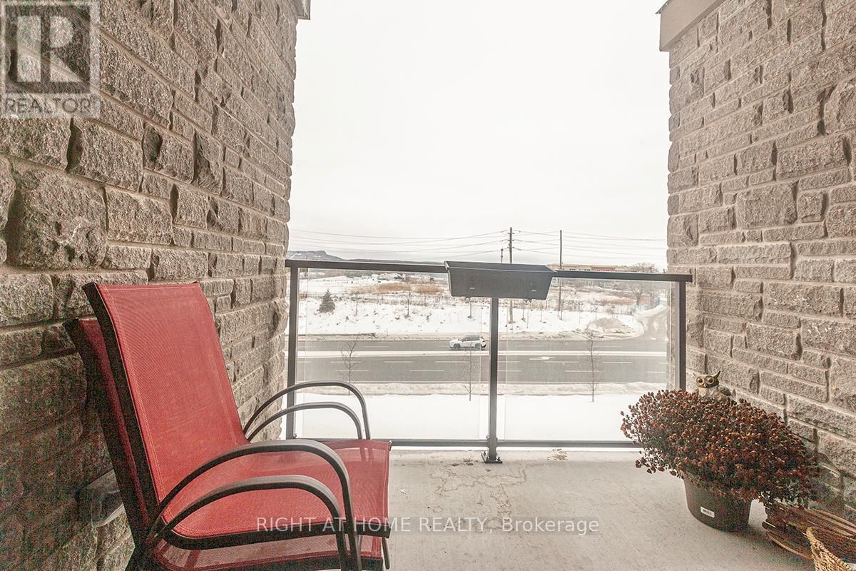 321 - 830 MEGSON TERRACE Image 18