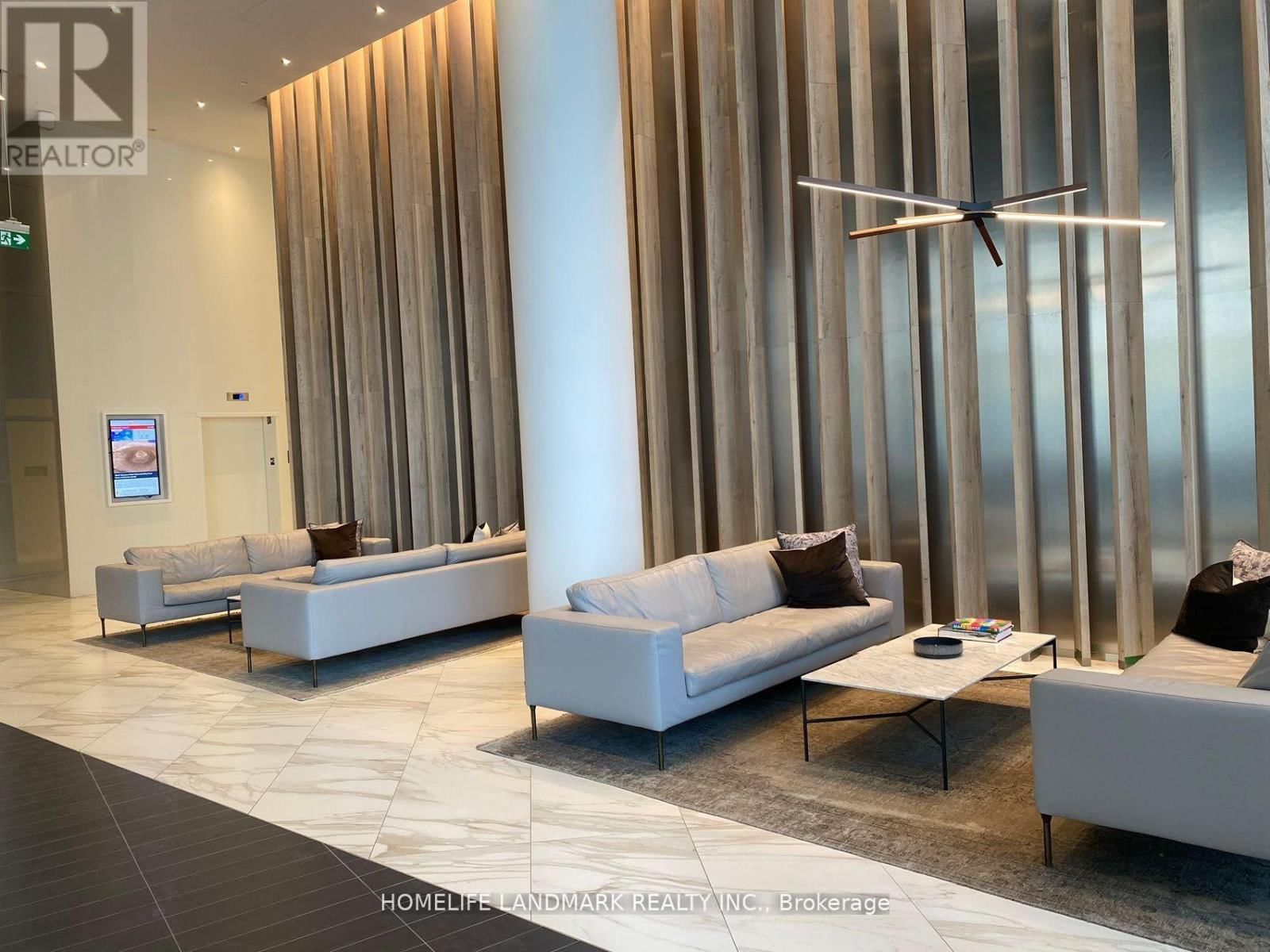 5607 - 3900 CONFEDERATION PARKWAY Image 4