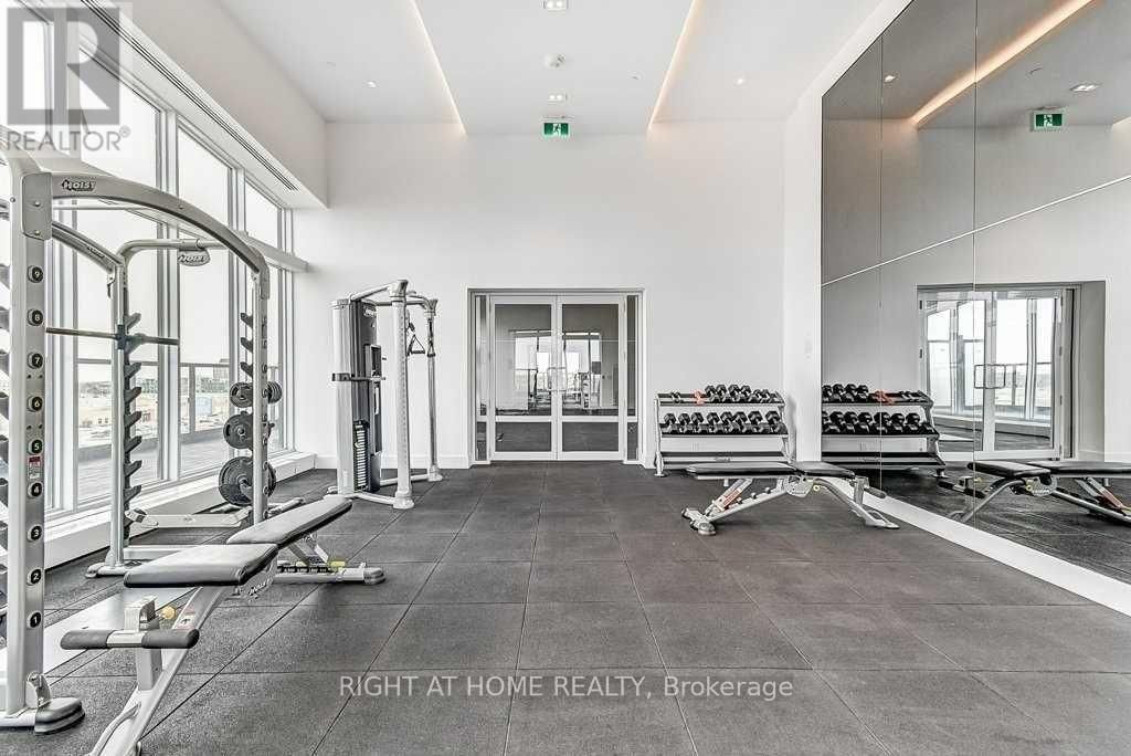 307 - 297 OAK WALK DRIVE Image 17