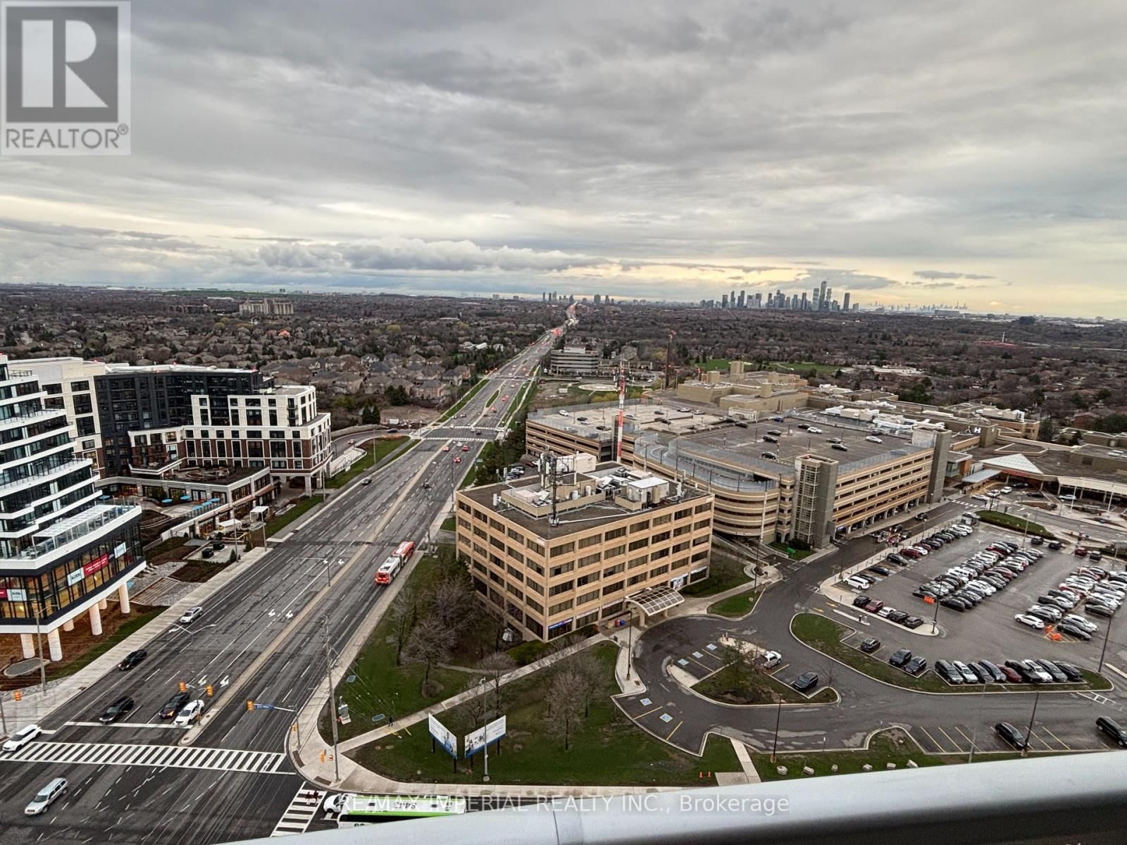 1607 - 2520 EGLINTON AVENUE WEST Image 21