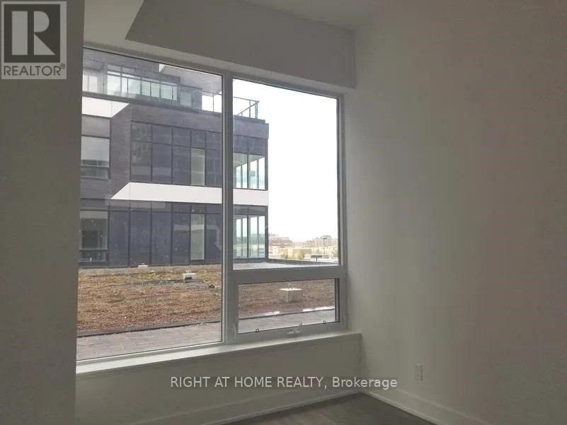 307 - 297 OAK WALK DRIVE Image 12