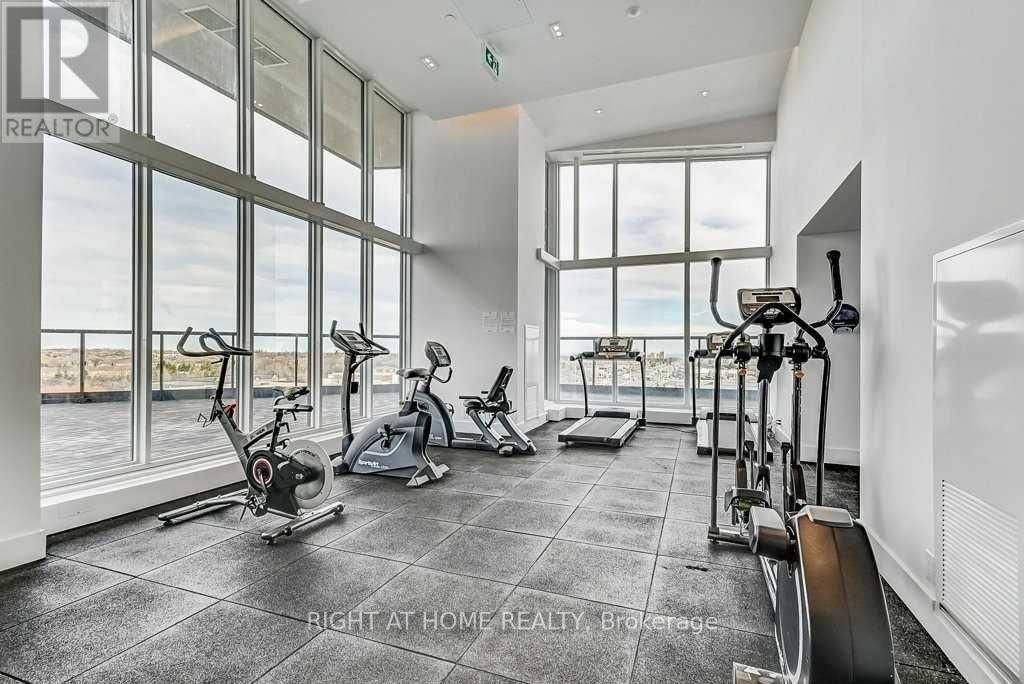 307 - 297 OAK WALK DRIVE Image 28