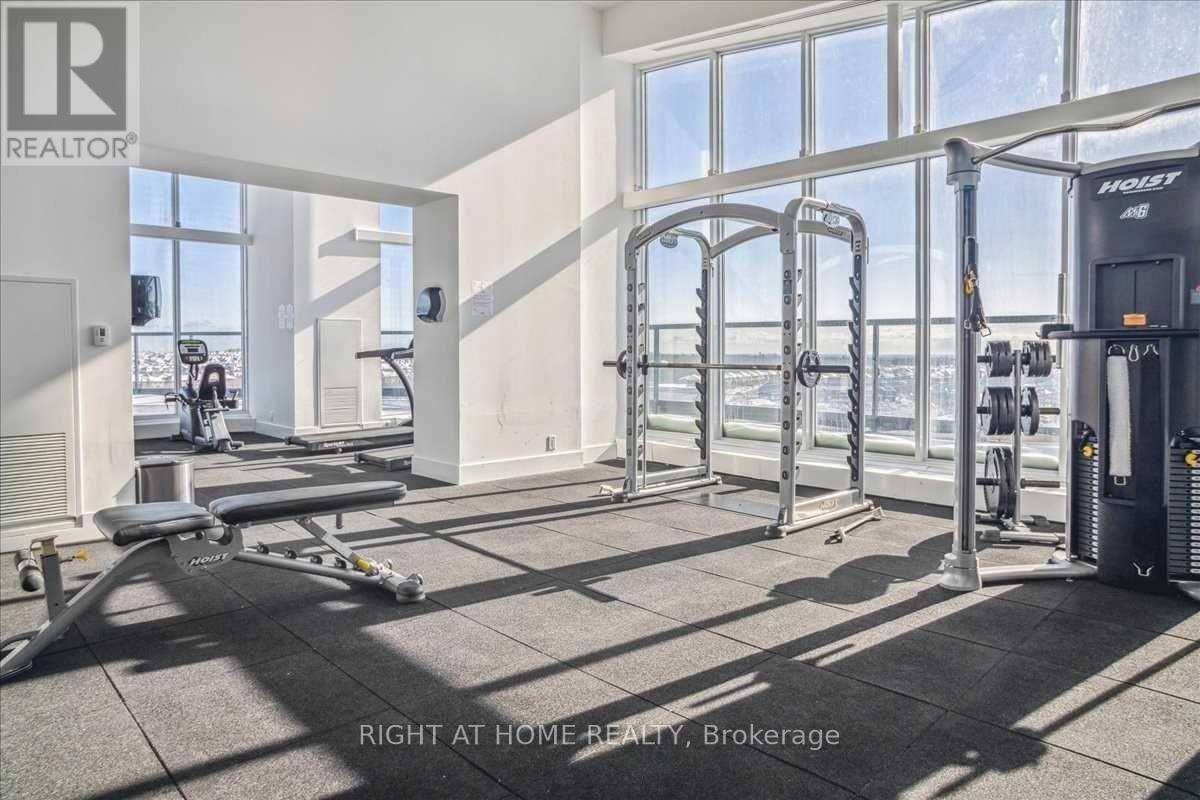 307 - 297 OAK WALK DRIVE Image 33