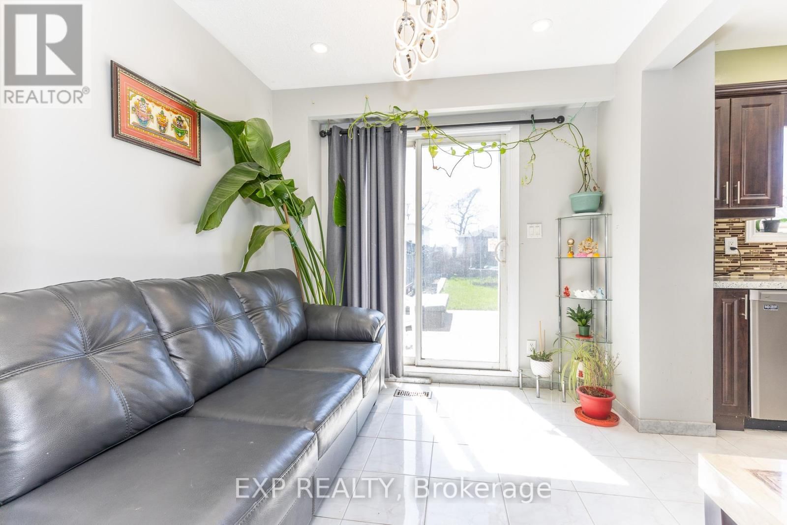 3270 KLAIMAN DRIVE Image 21