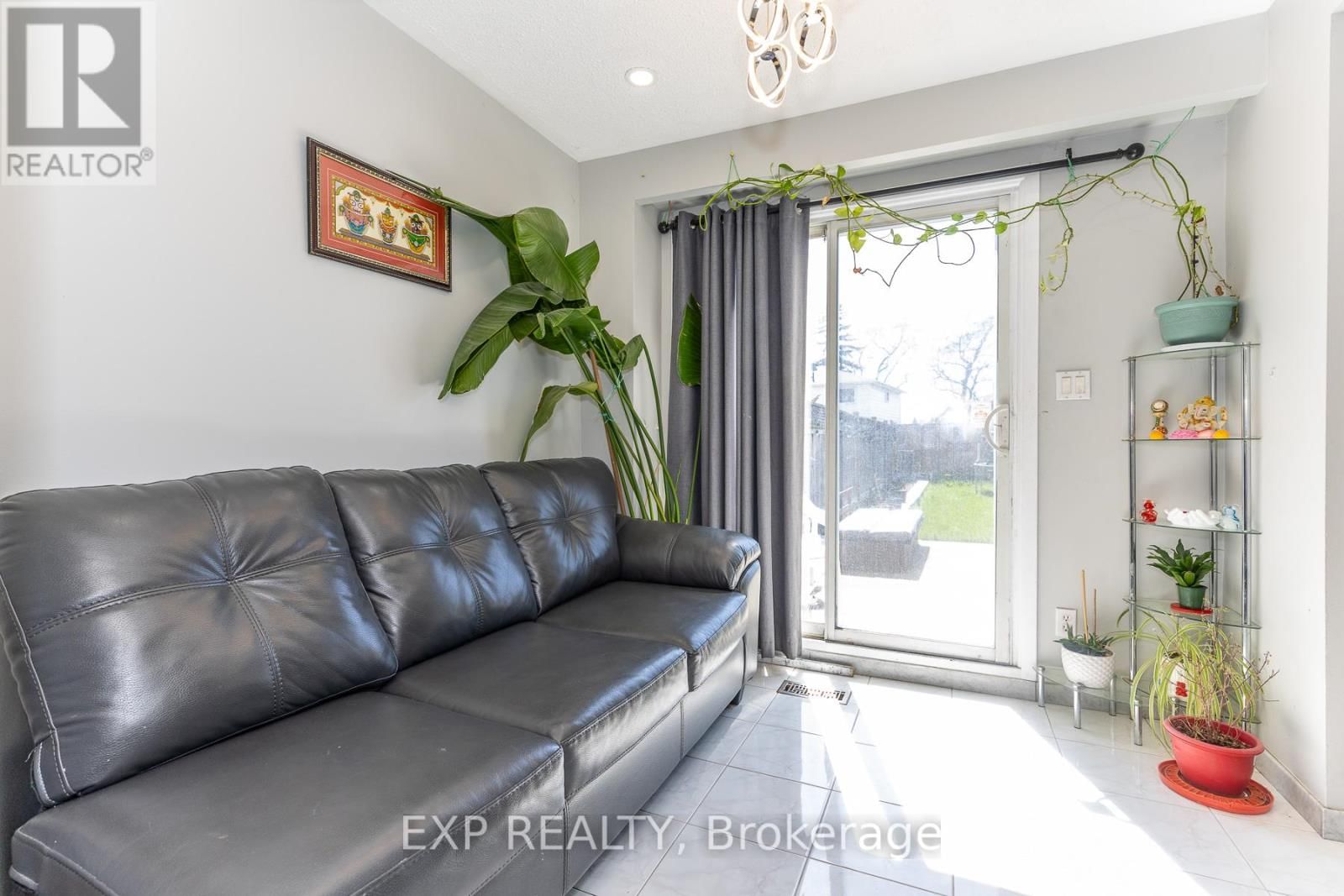 3270 KLAIMAN DRIVE Image 22