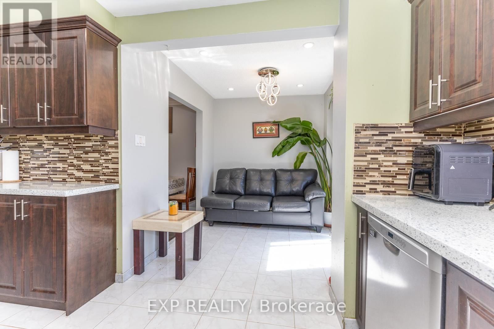 3270 KLAIMAN DRIVE Image 23