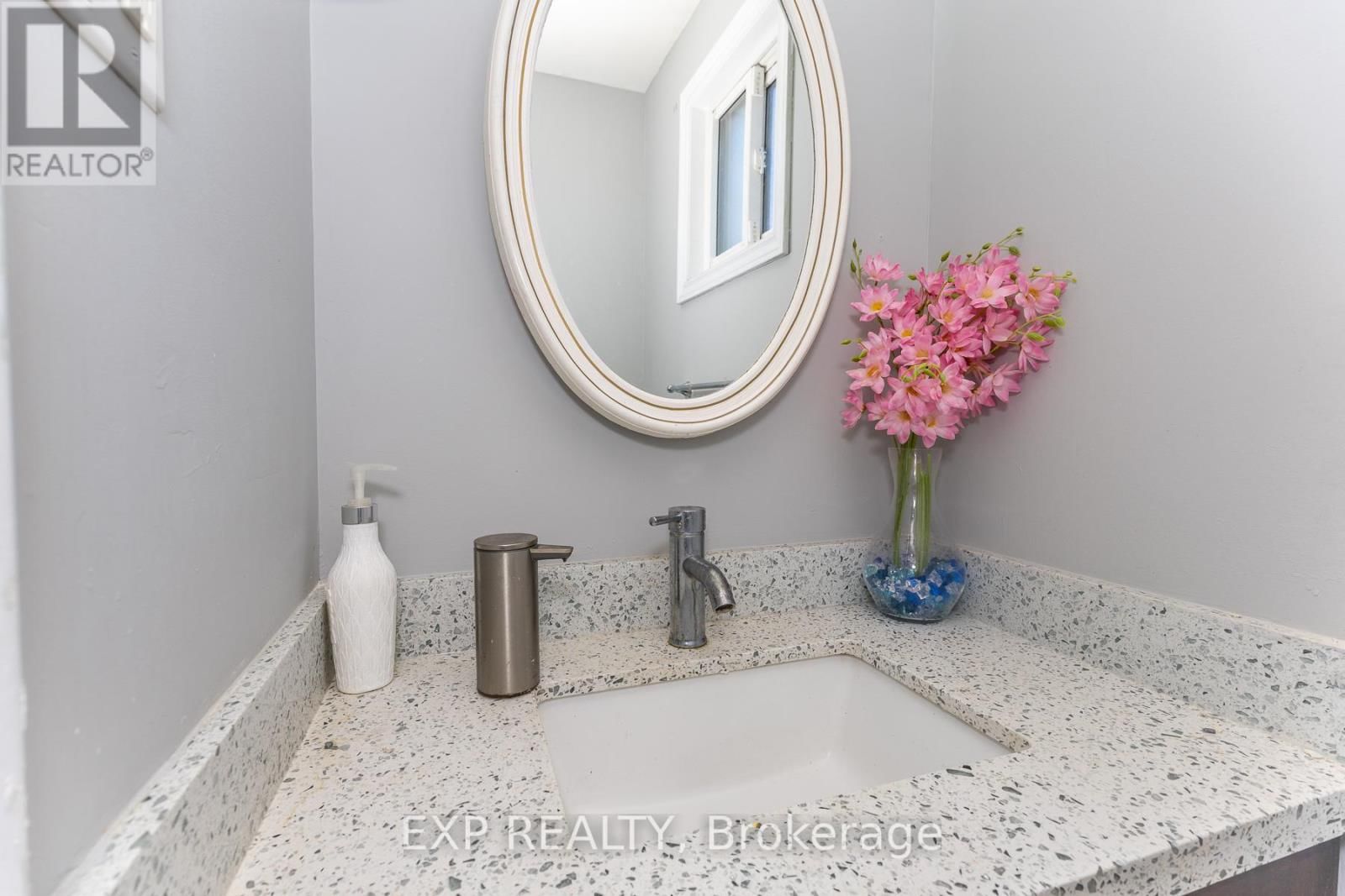 3270 KLAIMAN DRIVE Image 25