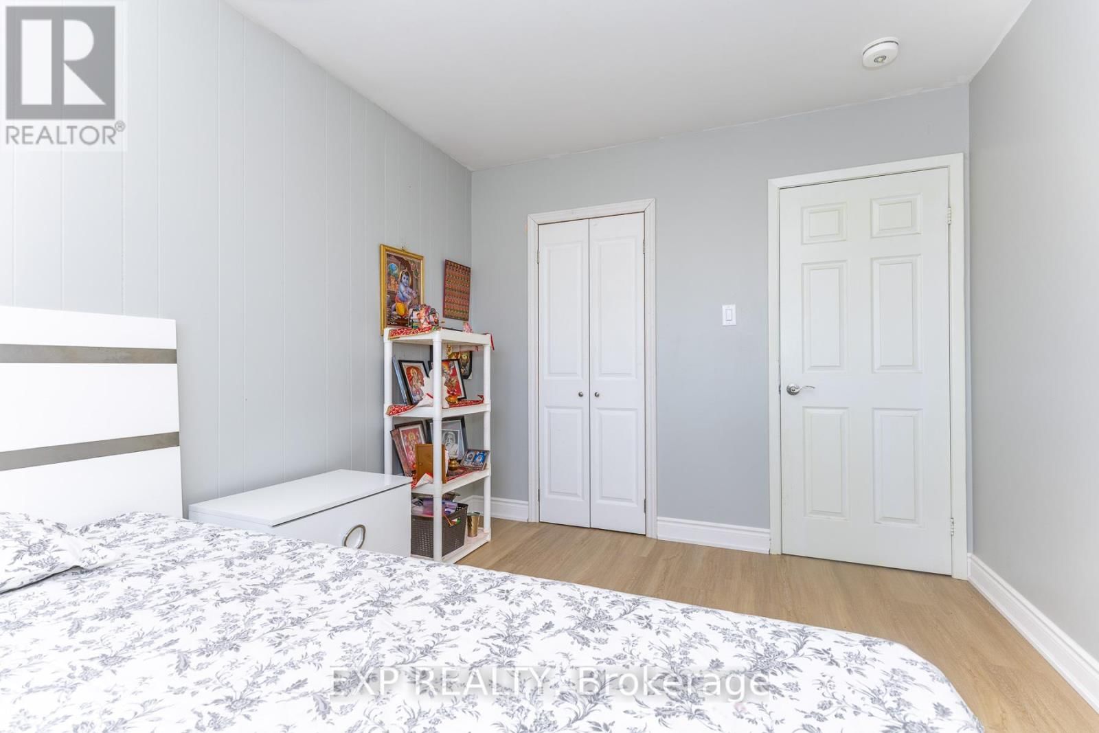 3270 KLAIMAN DRIVE Image 31