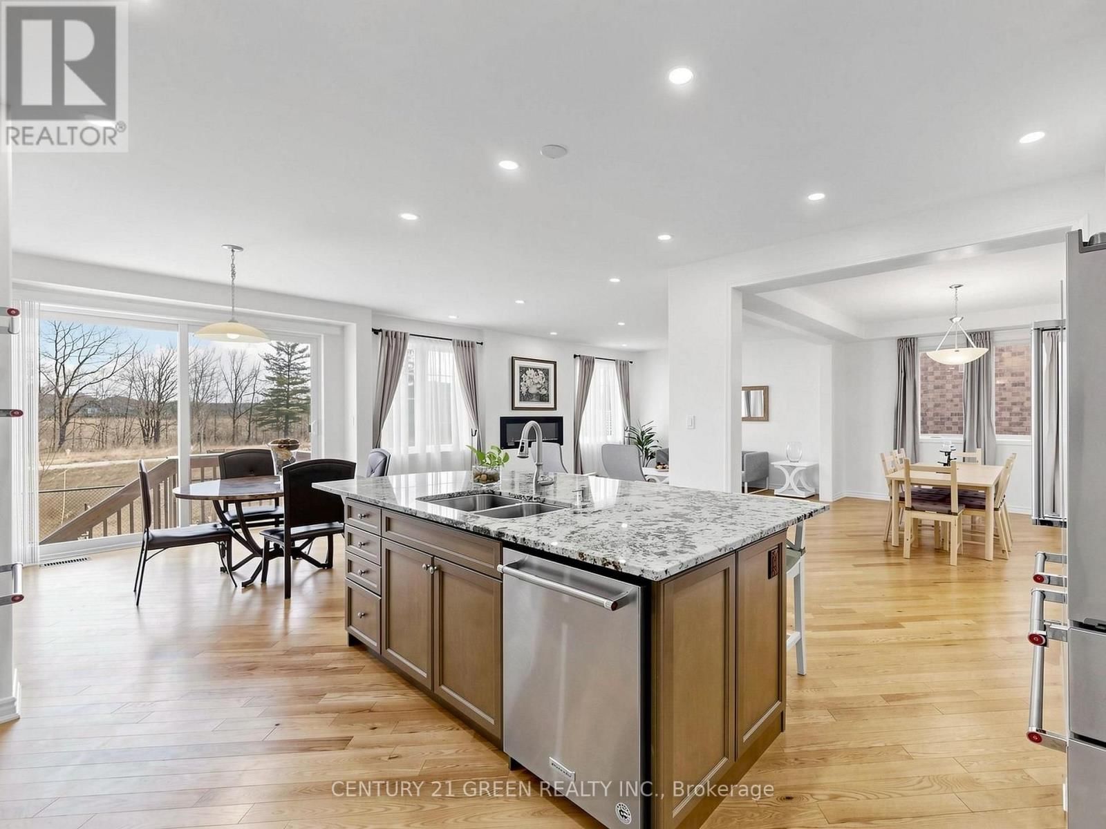 1229 SWEETFERN CRESCENT Image 12