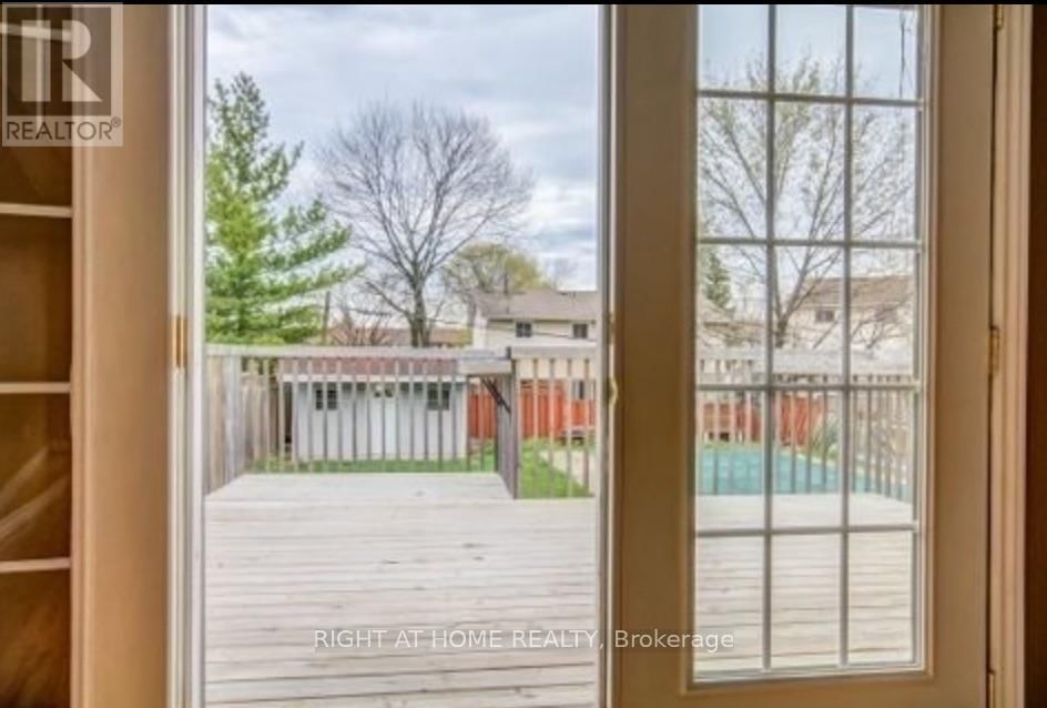 Upper - 46 MILLER ROAD Image 12