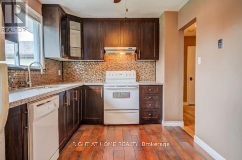 Upper - 46 MILLER ROAD Image 6