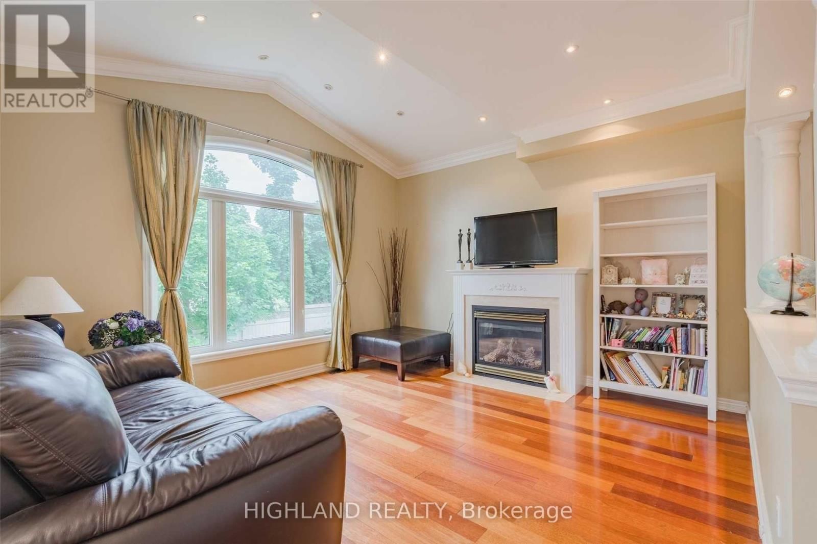 2356 HILDA DRIVE Image 4