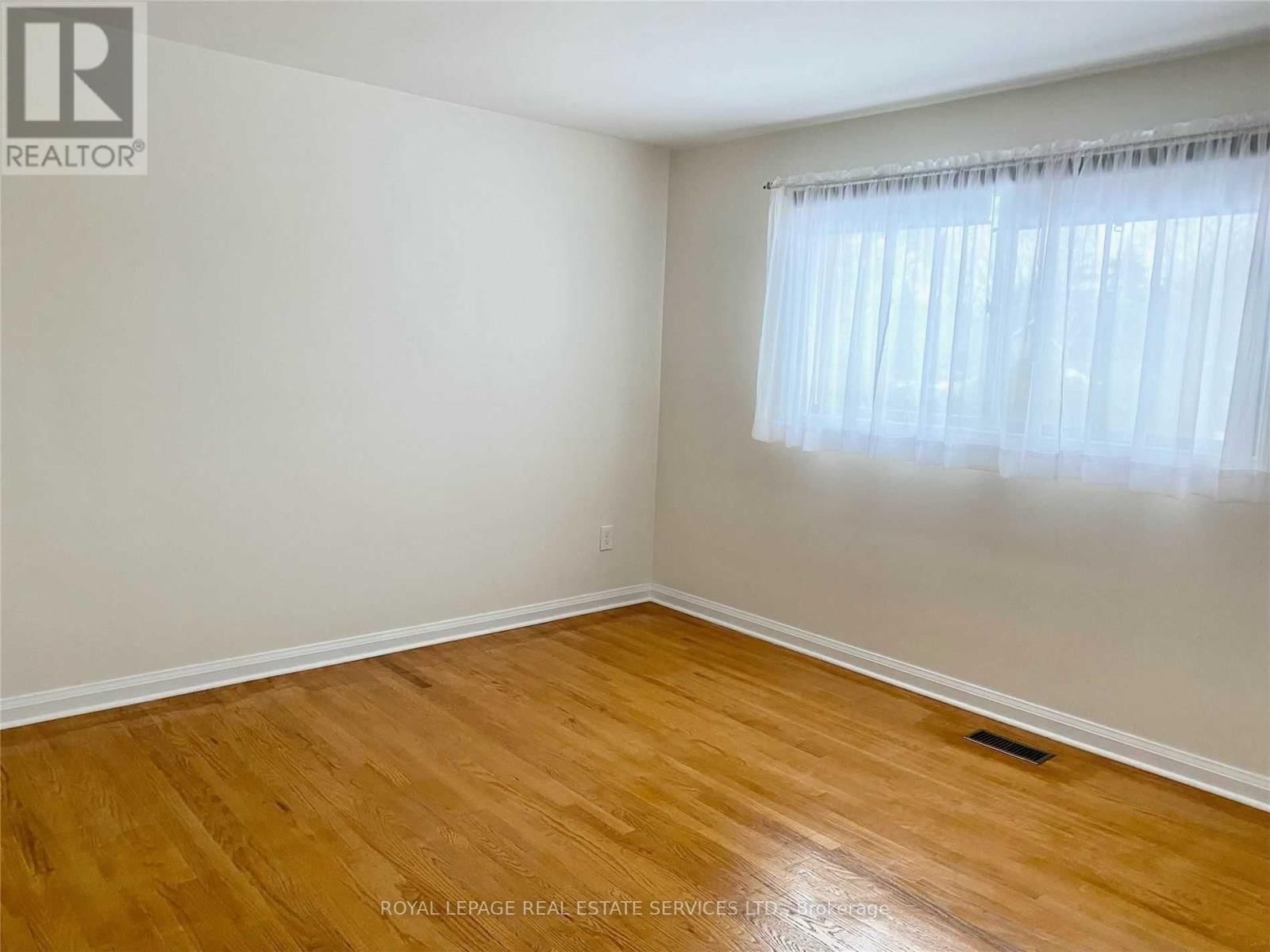 1268 CLEAVER DRIVE Image 16