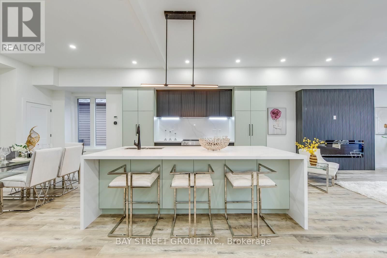 20 ROCHDALE AVENUE Image 15