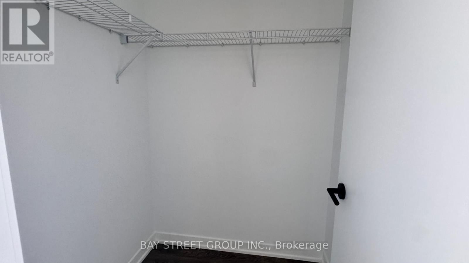 D711 - 4878 POWERS COMMON Image 14