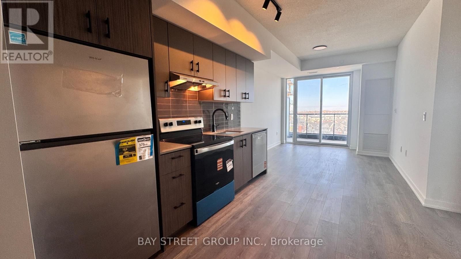 D711 - 4878 POWERS COMMON Image 4