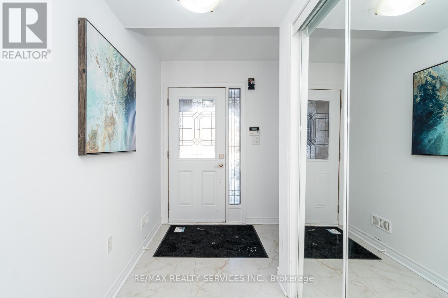 67 DECKER HOLLOW CIRCLE Image 6