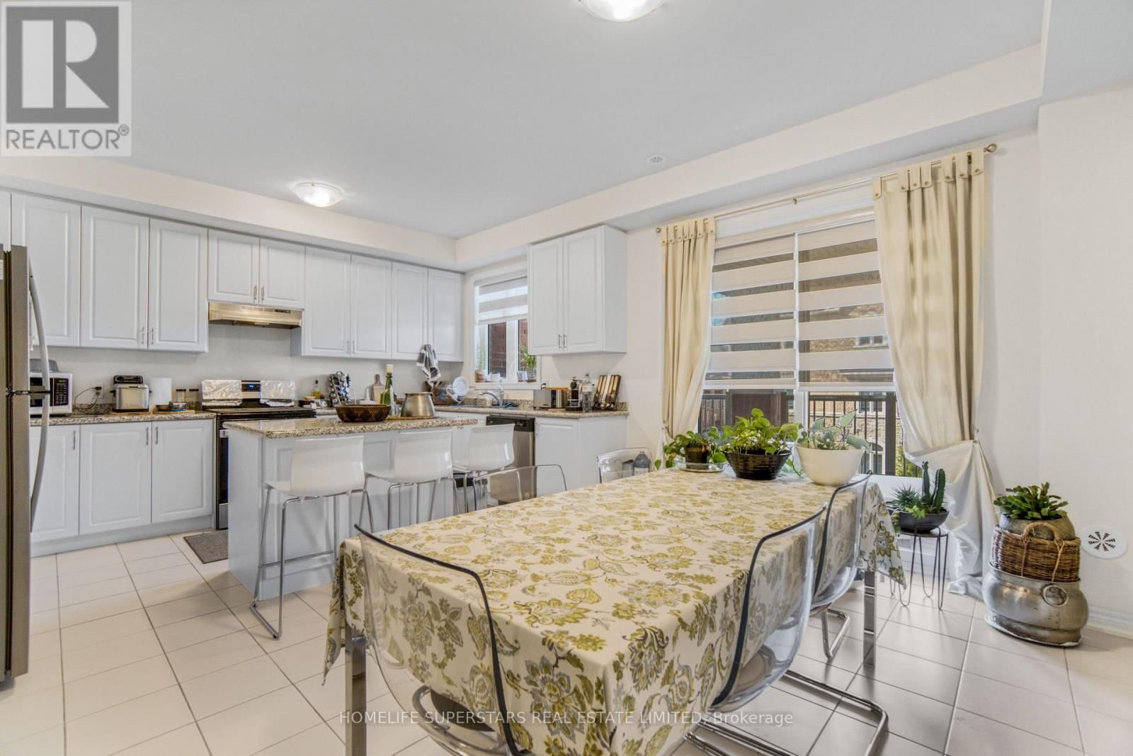 3018 EIGHTH LINE Image 12