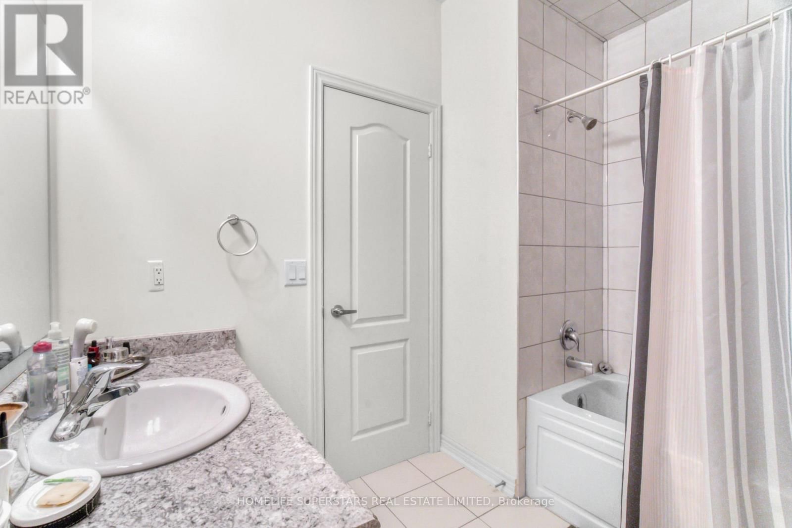 3018 EIGHTH LINE Image 27