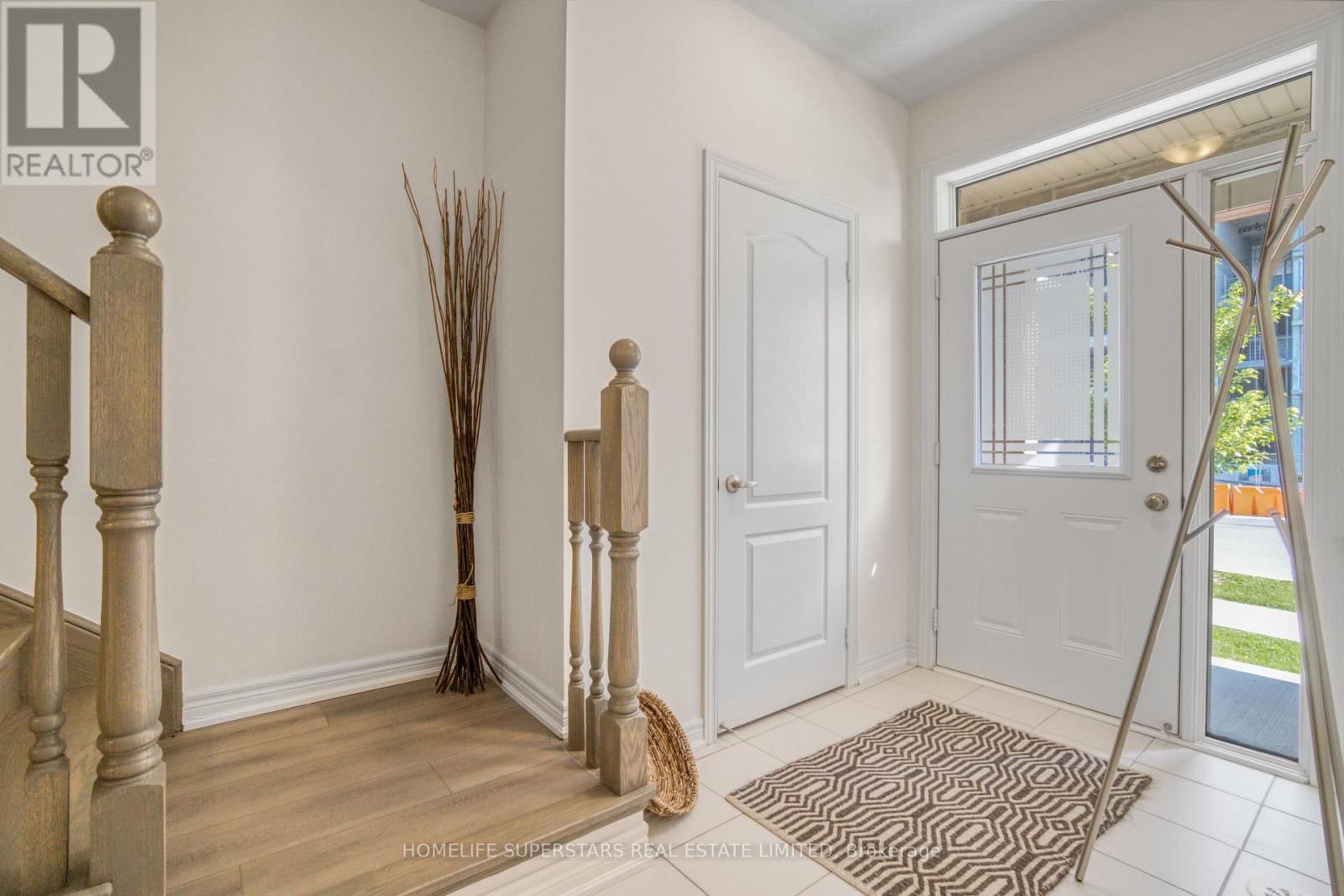 3018 EIGHTH LINE Image 7