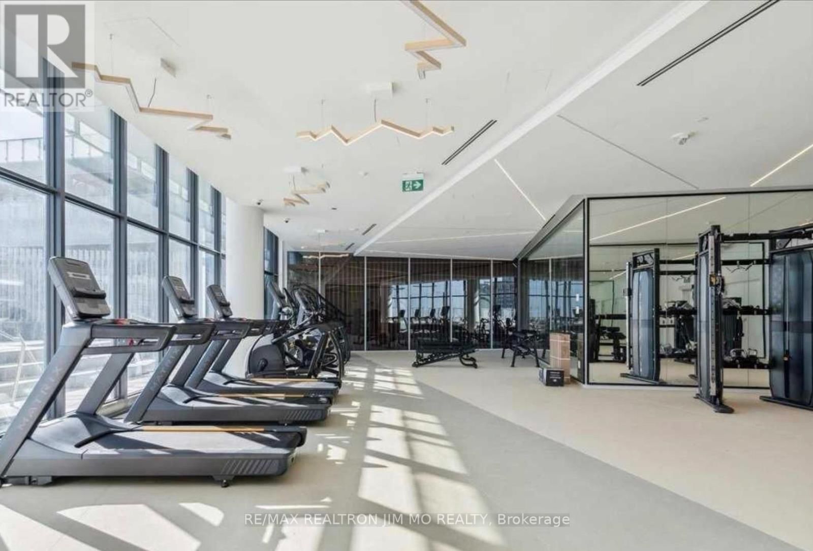 4609 - 3900 CONFEDERATION PARKWAY Image 16