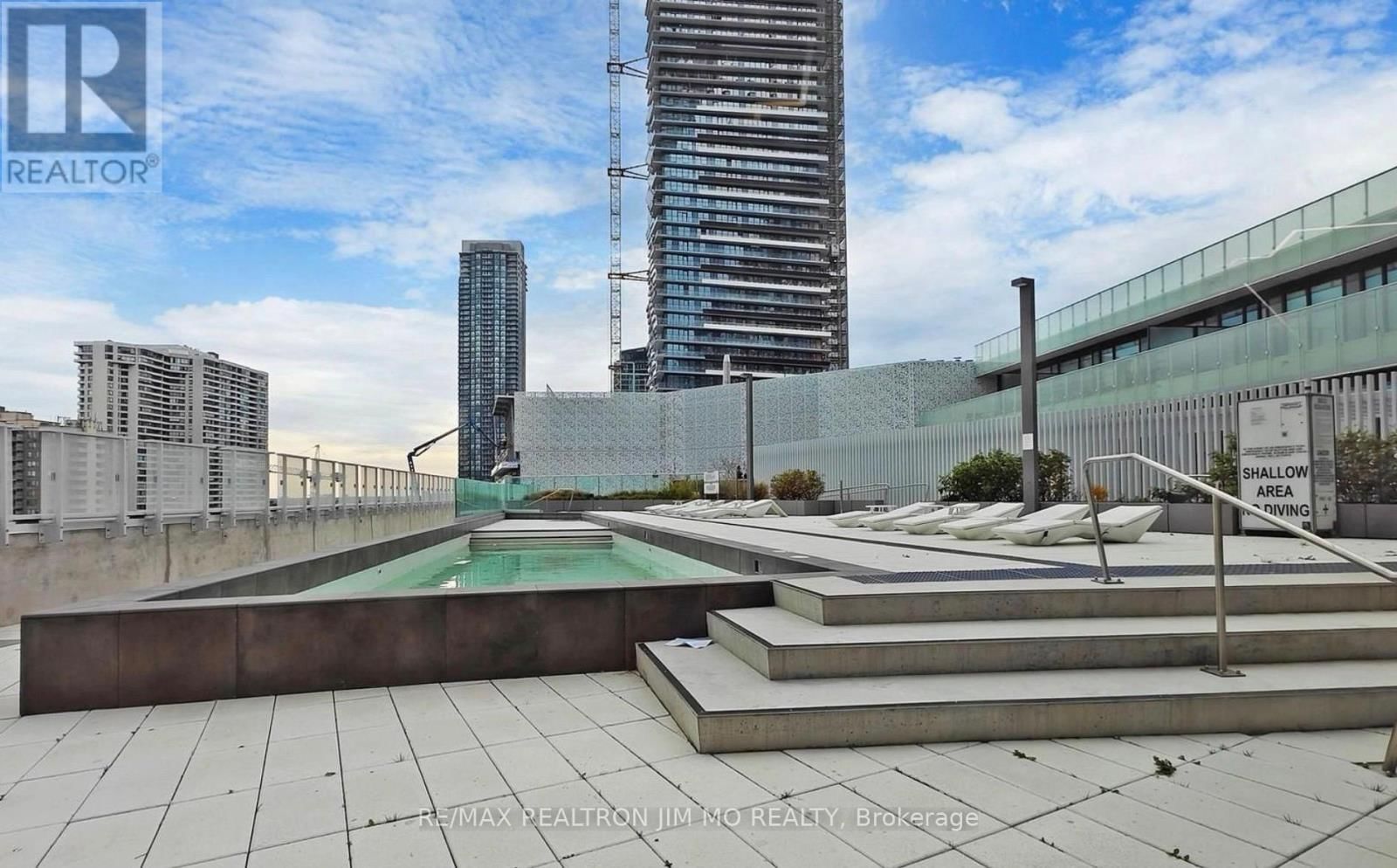 4609 - 3900 CONFEDERATION PARKWAY Image 19