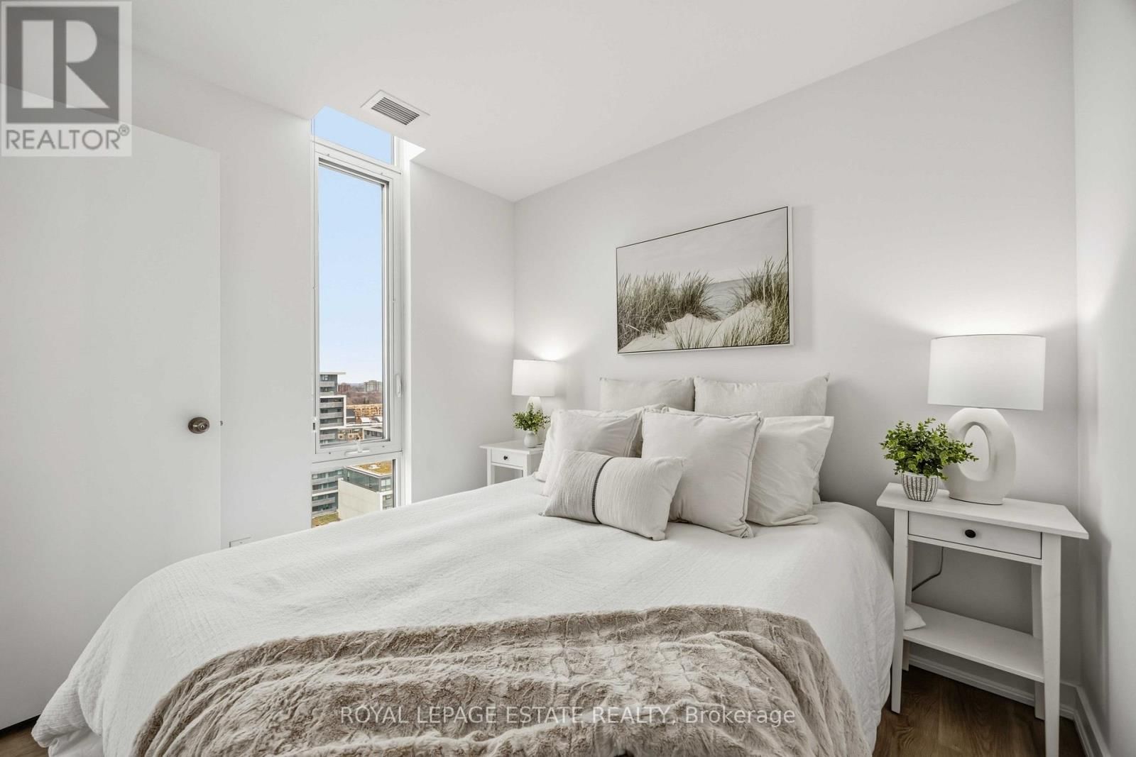 1505 - 160 FLEMINGTON ROAD Image 14