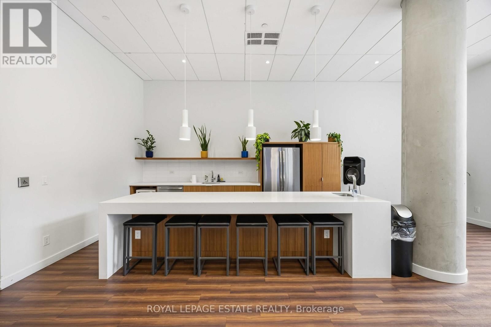 1505 - 160 FLEMINGTON ROAD Image 29