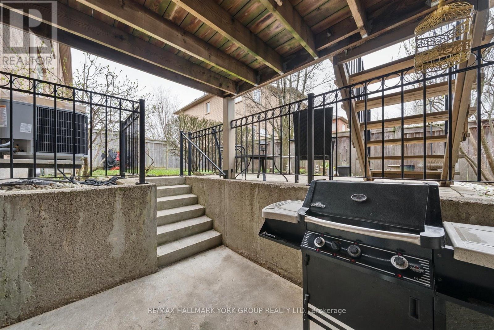 202 DUSKYWING WAY Image 25