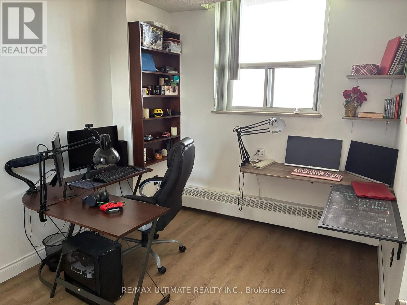 2305 - 390 DIXON ROAD Image 14