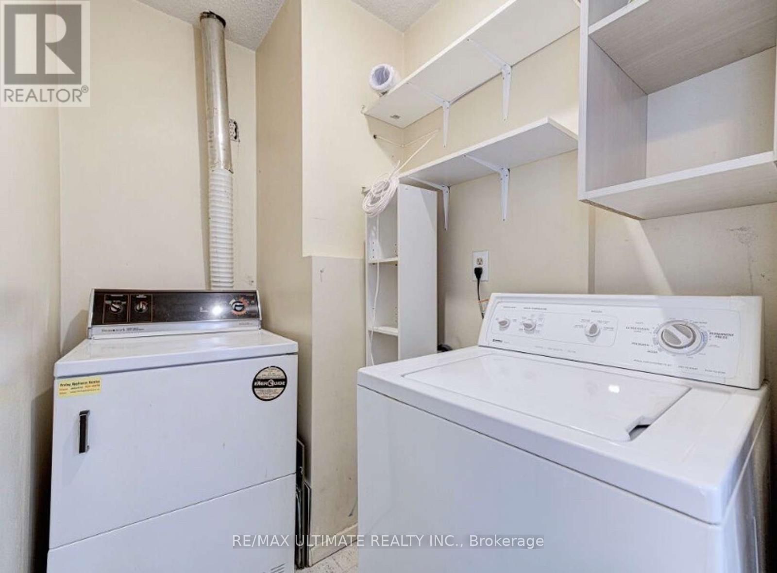 2305 - 390 DIXON ROAD Image 18