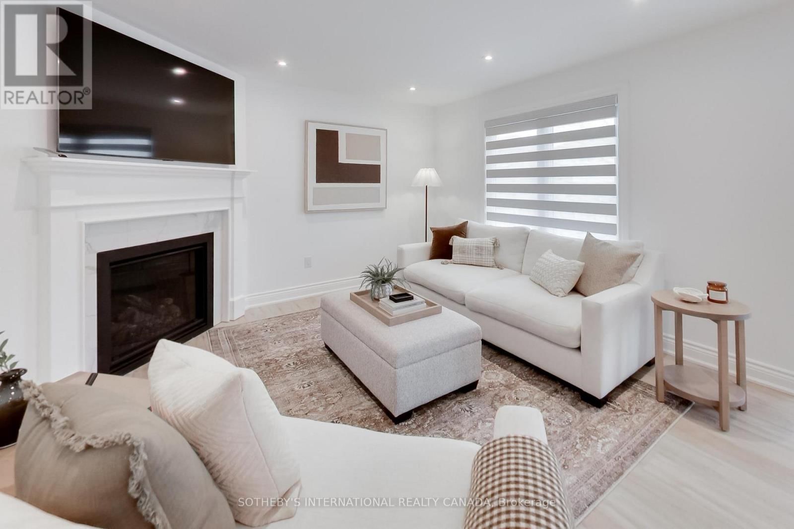 1124 LANSDOWN DRIVE Image 13