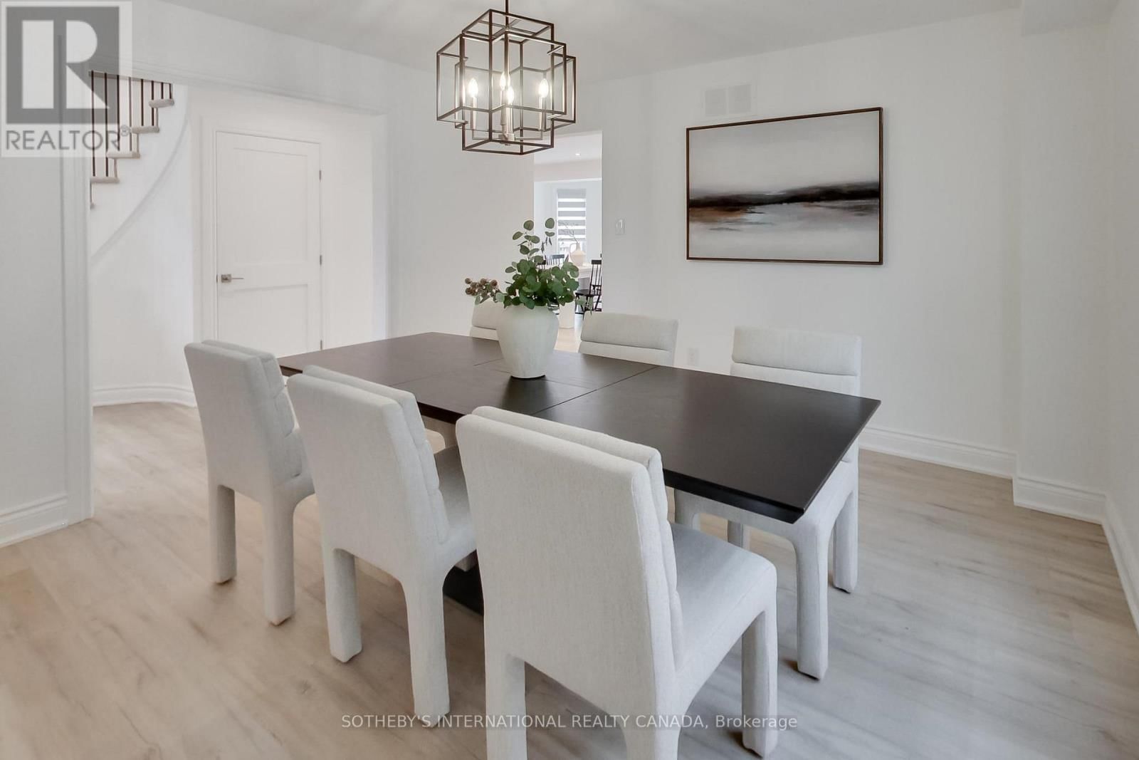 1124 LANSDOWN DRIVE Image 4