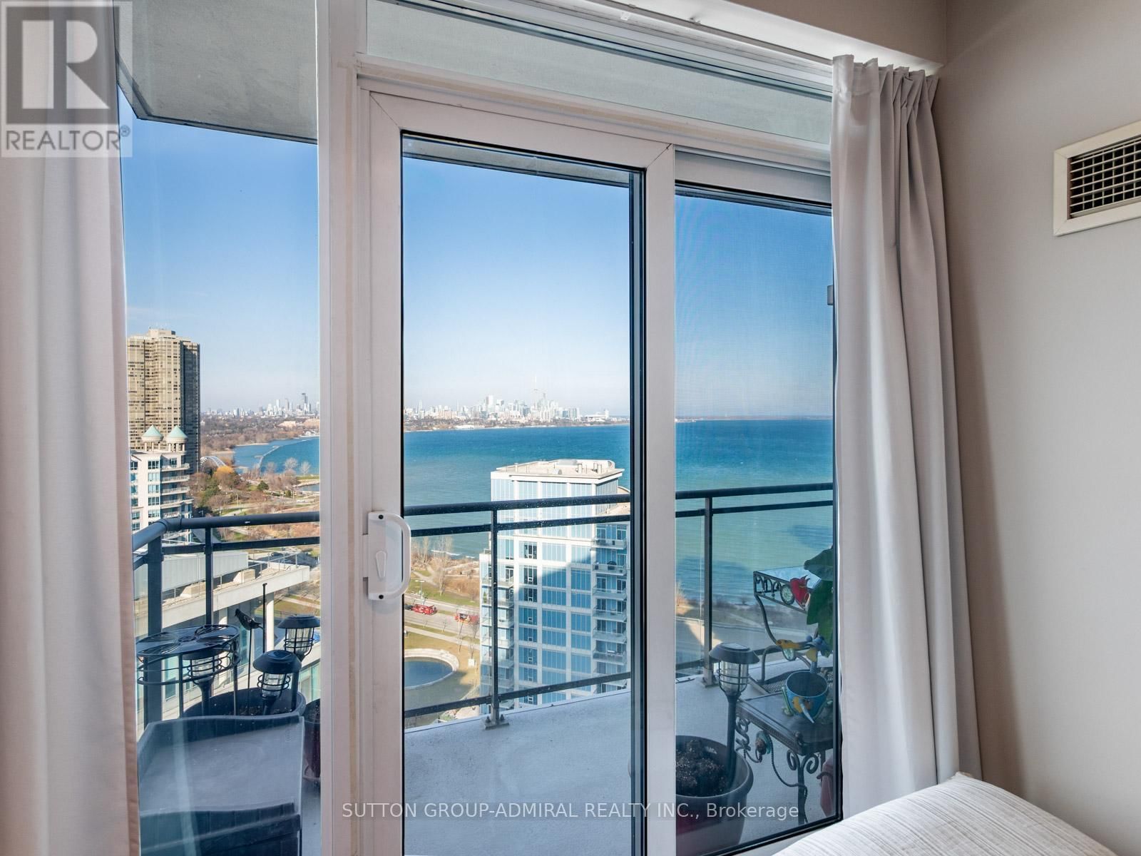 2304 - 2121 LAKE SHORE BOULEVARD WEST Image 24