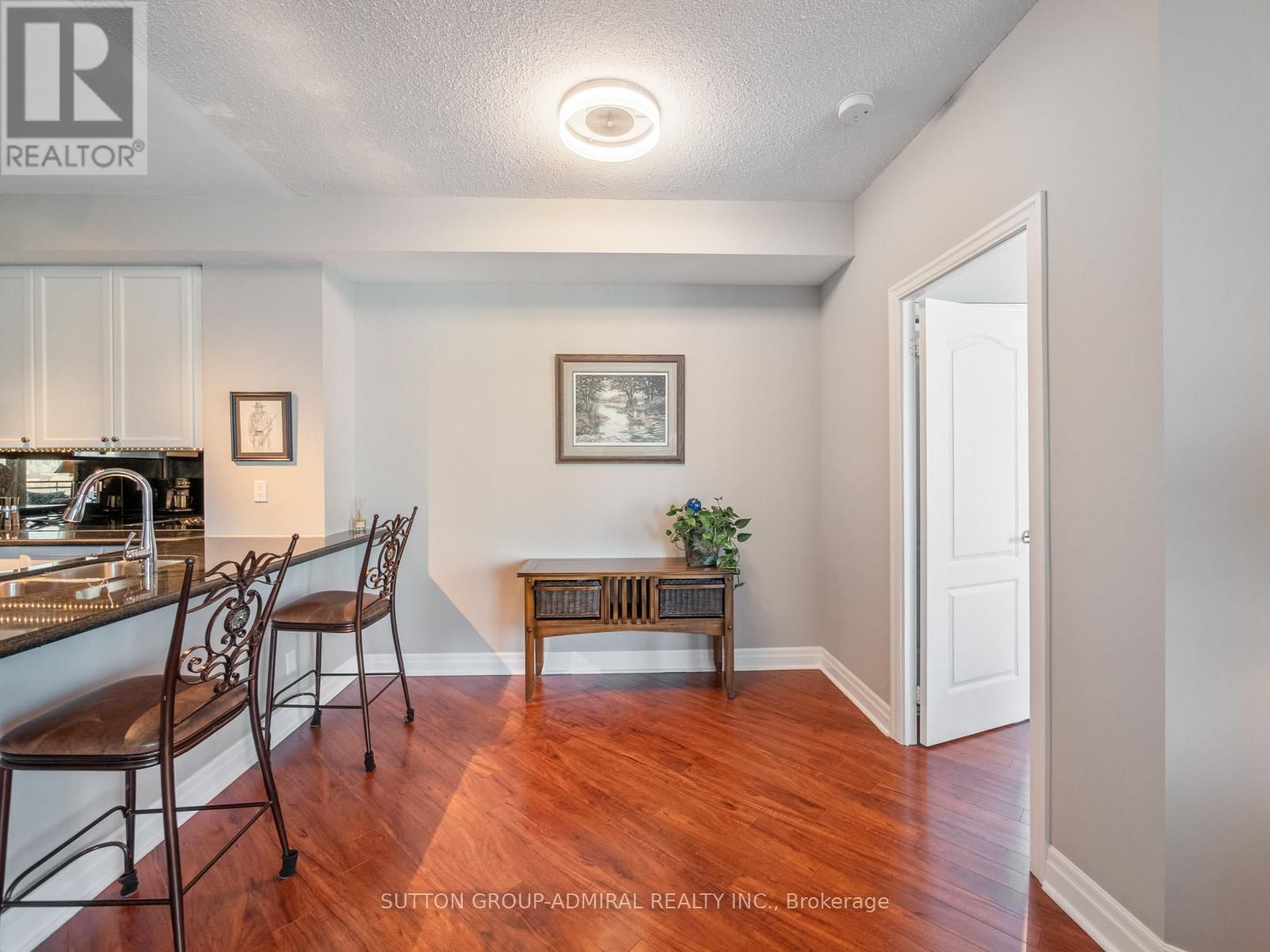 2304 - 2121 LAKE SHORE BOULEVARD WEST Image 7