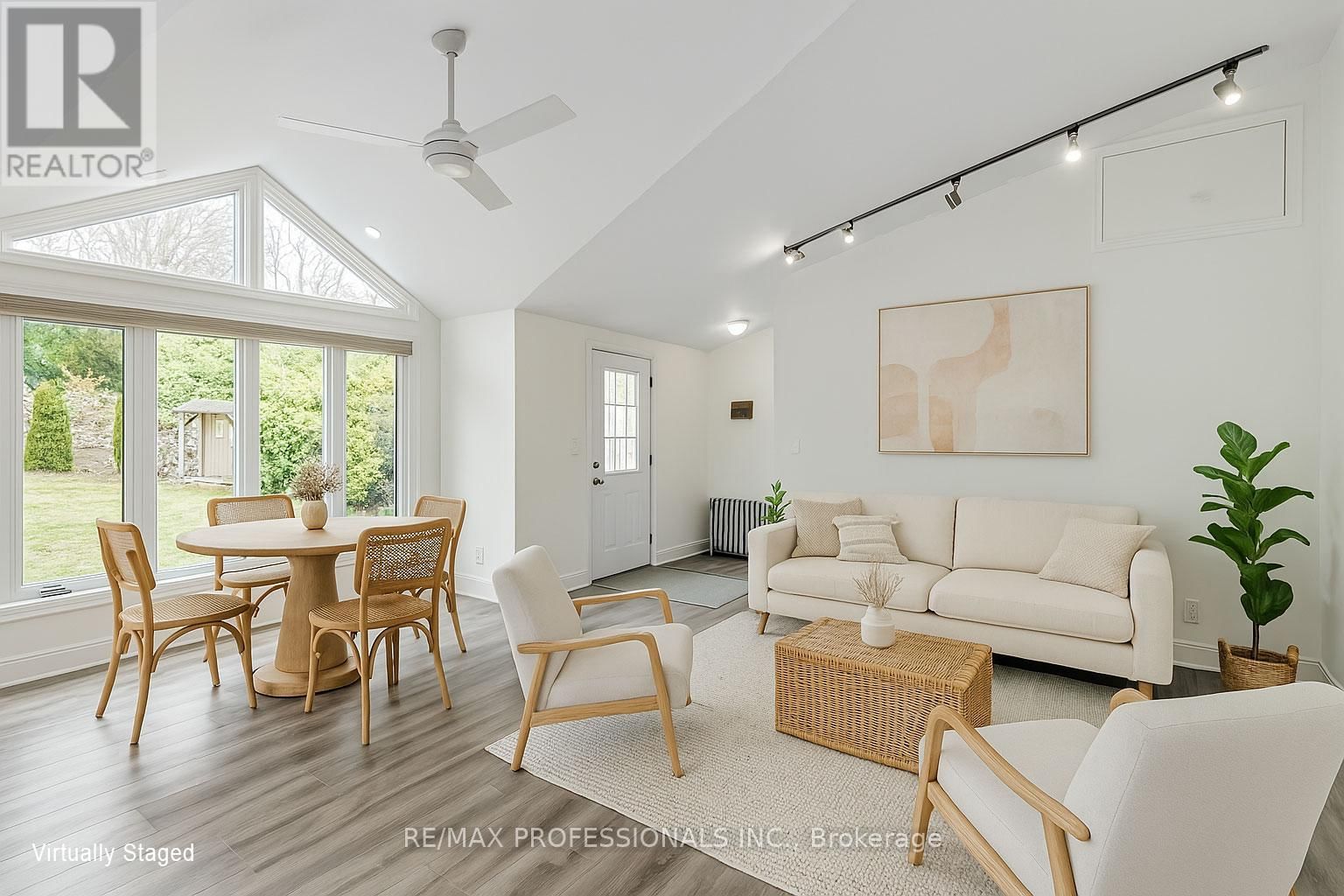 228 THE KINGSWAY Image 13