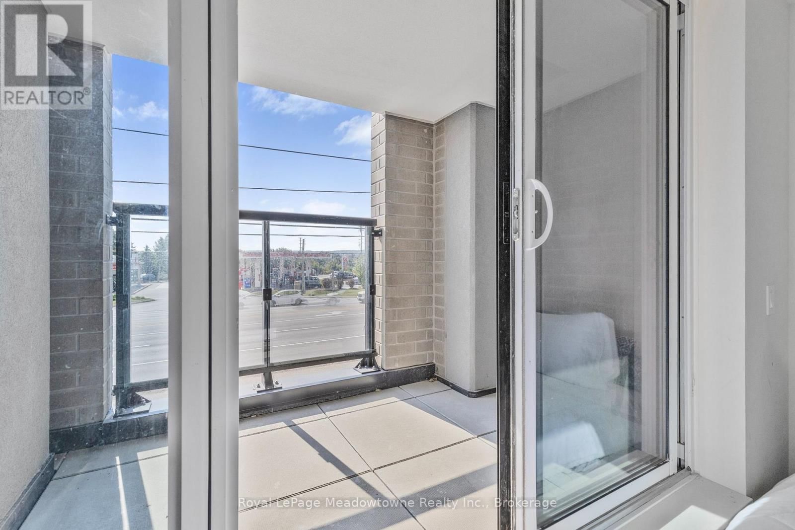 TH 107 - 8010 DERRY ROAD Image 14