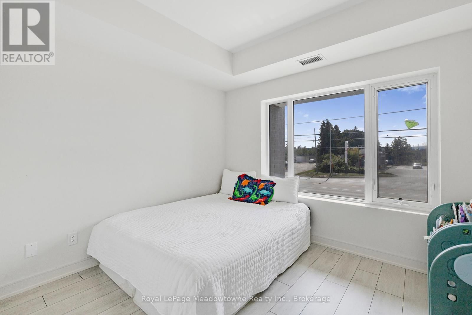 TH 107 - 8010 DERRY ROAD Image 15