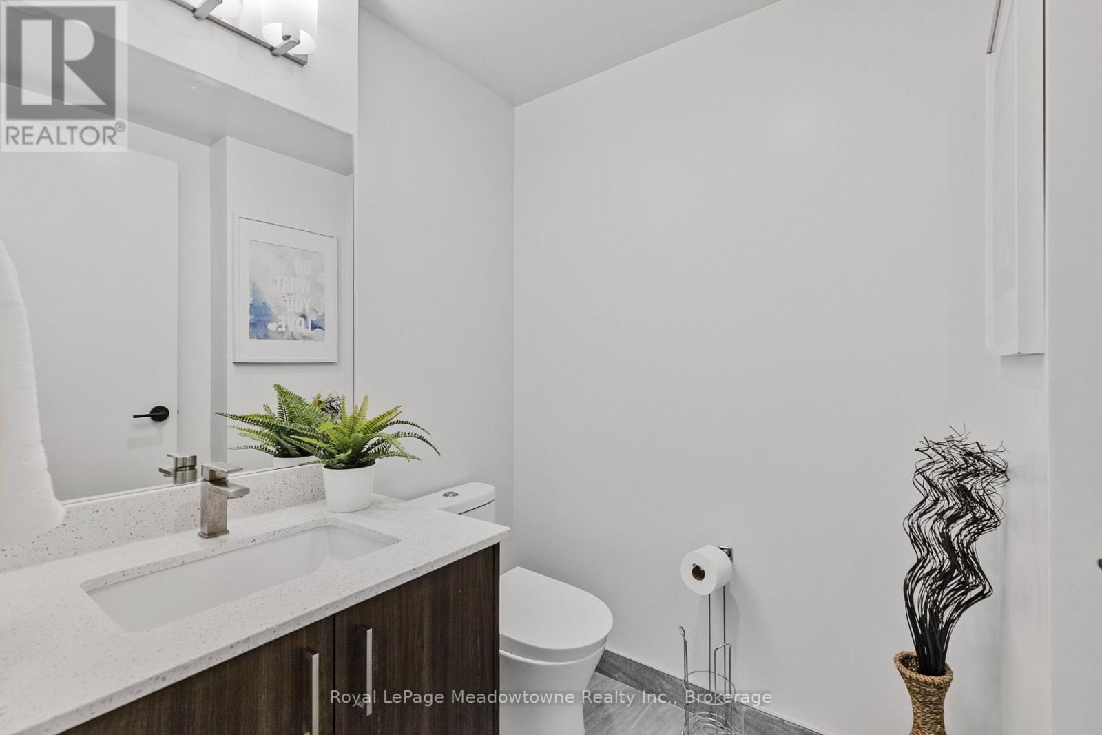 TH 107 - 8010 DERRY ROAD Image 21