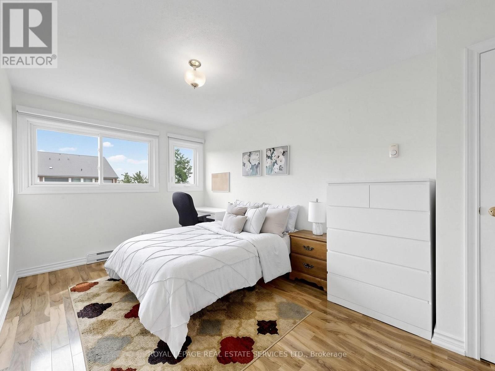 21 - 530 FALGARWOOD DRIVE Image 28